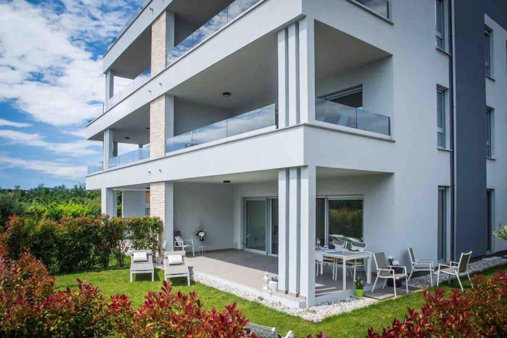 Apartment Capo D'Oro โรวีน ภายนอก รูปภาพ